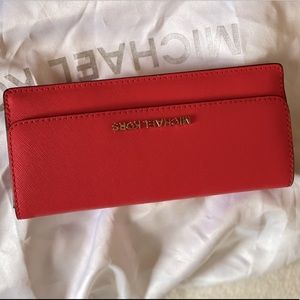 Michael Kors Slim Wallet